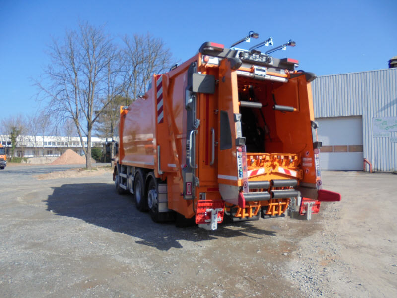 33134-02.jpg