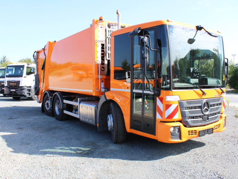 34004-01.jpg